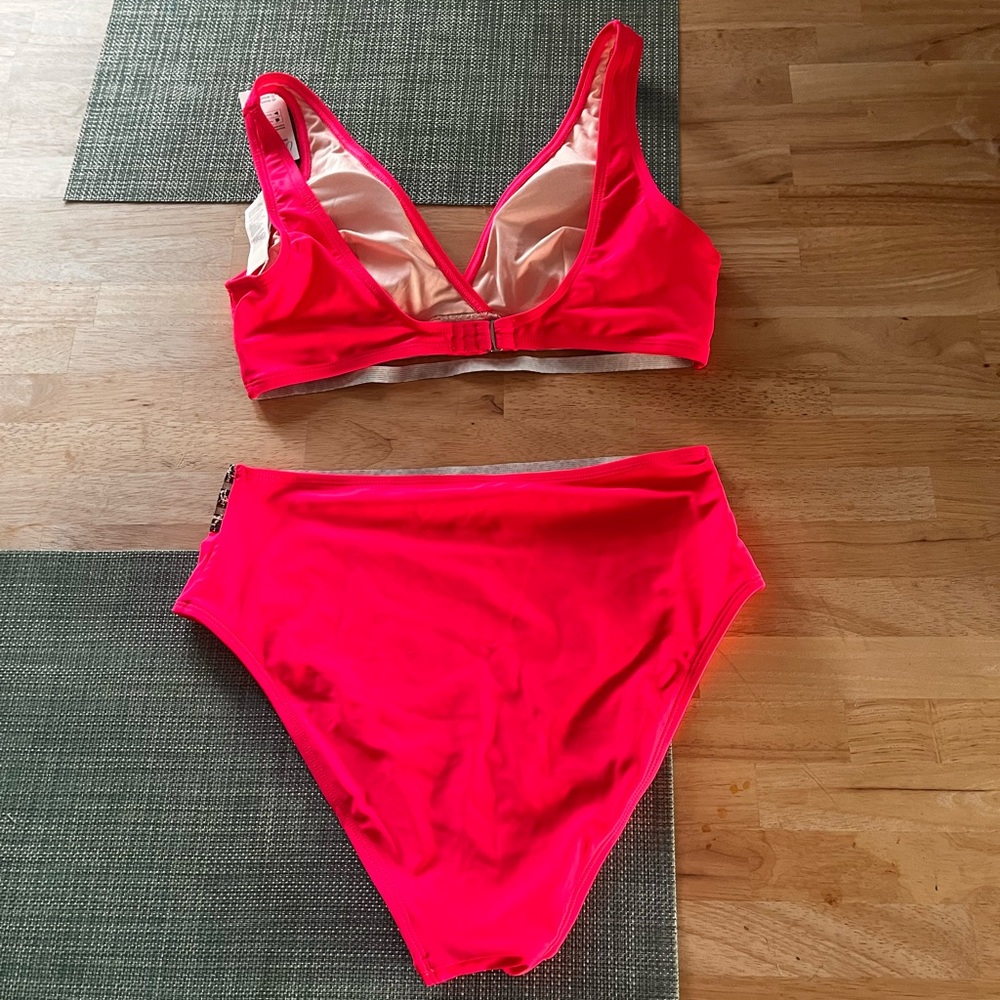 Cupshe Bikini Top - Picture 6 of 6